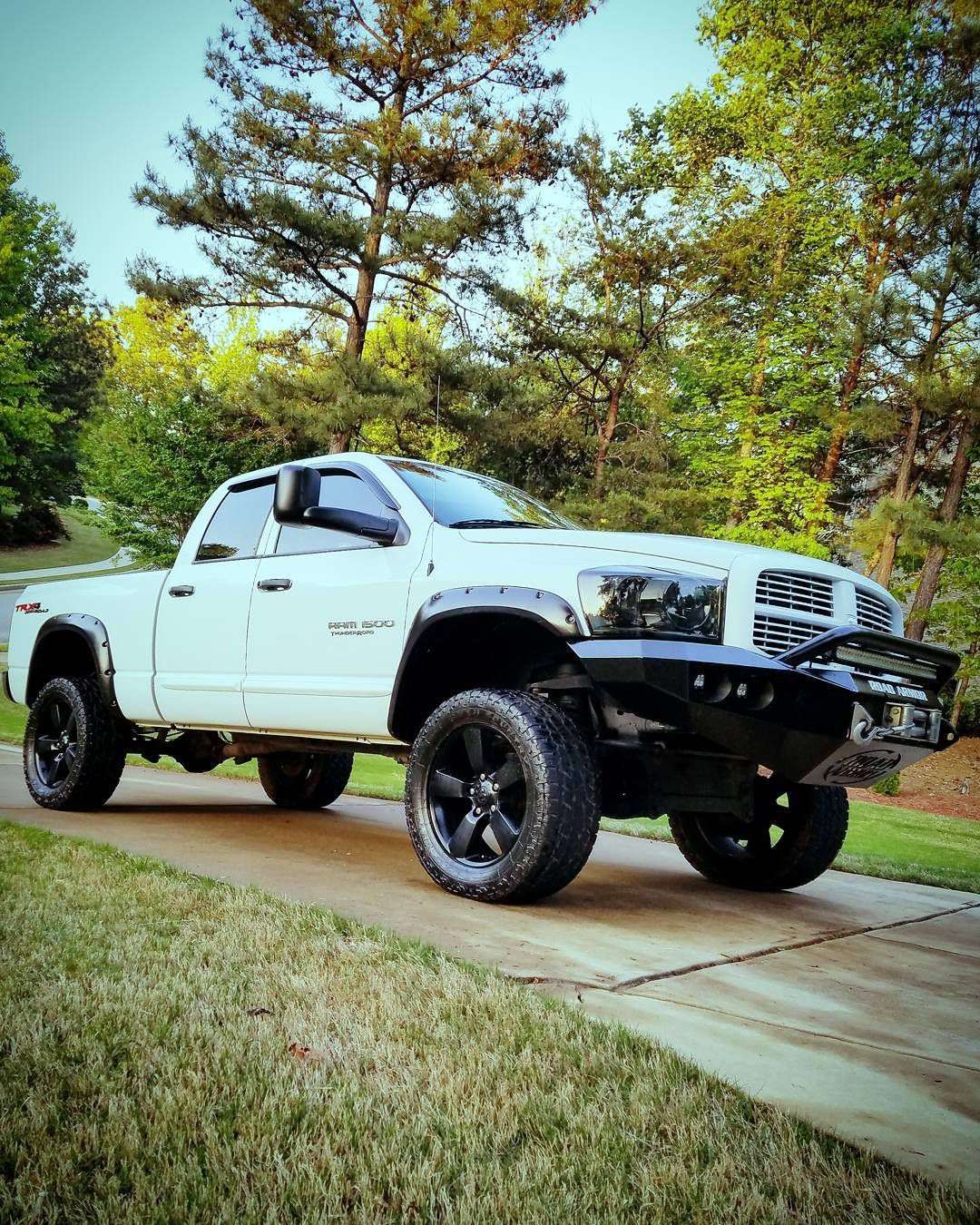 Stealth Front Winch Bumper Pre-Runner Guard | Round Holes - Texture Black 2006-2008 RAM 1500
