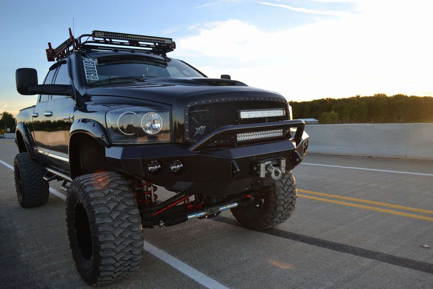 Stealth Front Winch Bumper Pre-Runner Guard | Round Holes - Texture Black 2006-2009 RAM 2500 3500