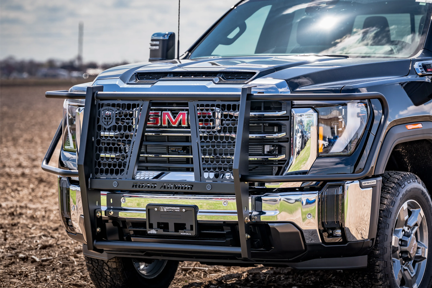 Vaquero Front Grille Guard - Texture Black - 2020-2026 - GMC 2500 3500