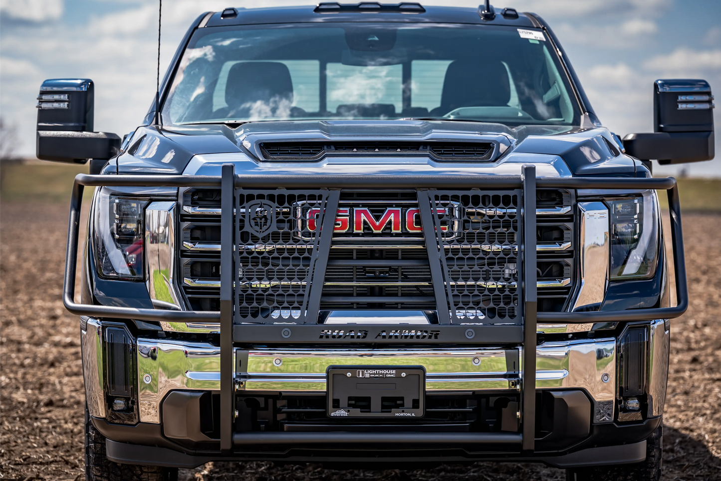 Vaquero Front Grille Guard - Texture Black - 2020-2026 - GMC 2500 3500