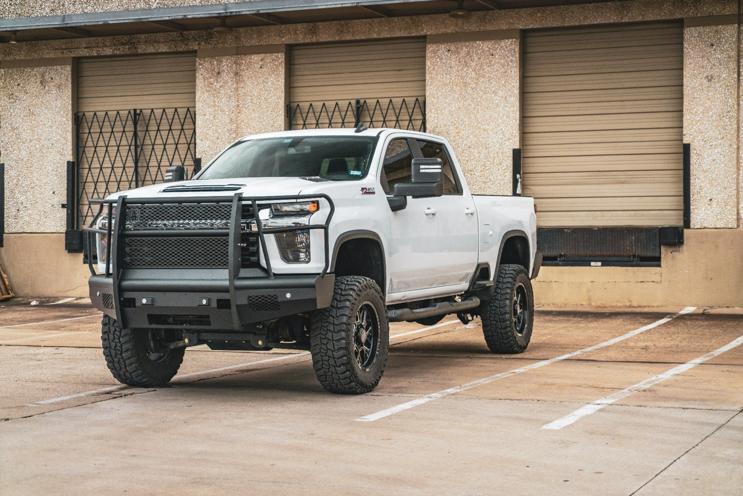Vaquero Front Non-Winch Bumper Full Guard - Texture Black 2020-2023 Chevrolet 2500 3500