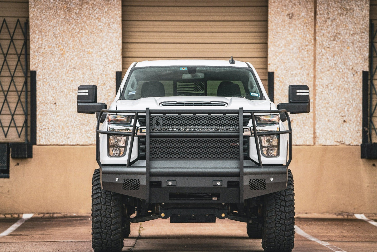 Vaquero Front Non-Winch Bumper Full Guard - Texture Black 2020-2023 Chevrolet 2500 3500
