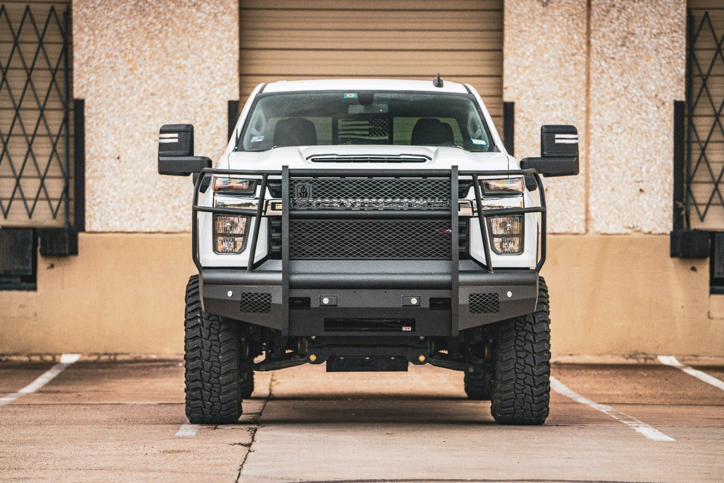 Vaquero Front Non-Winch Bumper Full Guard - Texture Black 2020-2023 Chevrolet 2500 3500