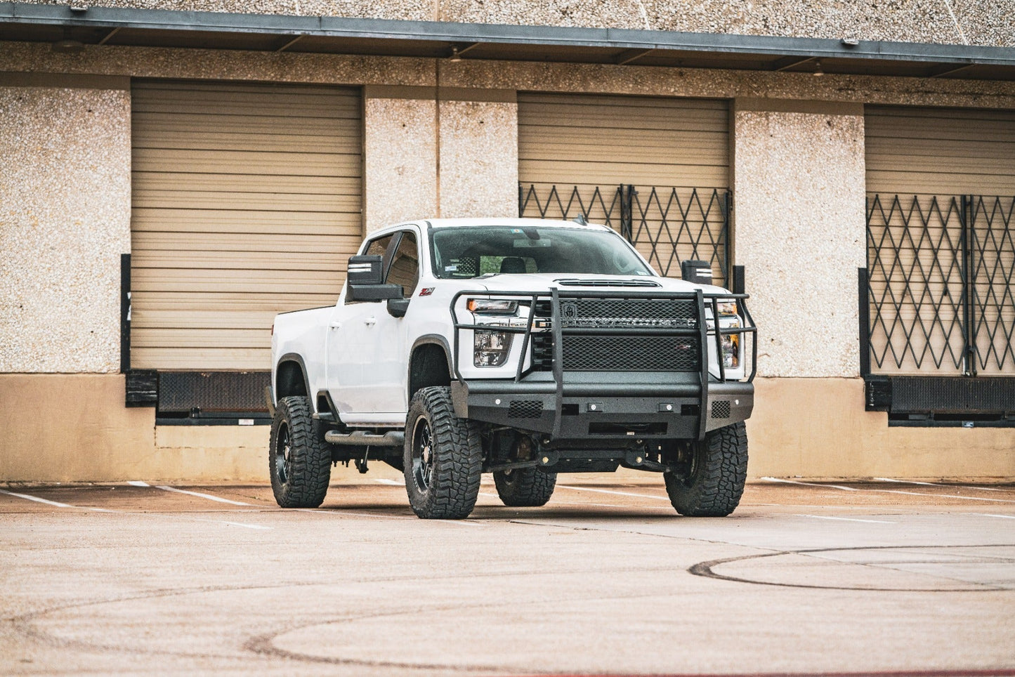 Vaquero Front Non-Winch Bumper Full Guard - Texture Black 2020-2023 Chevrolet 2500 3500