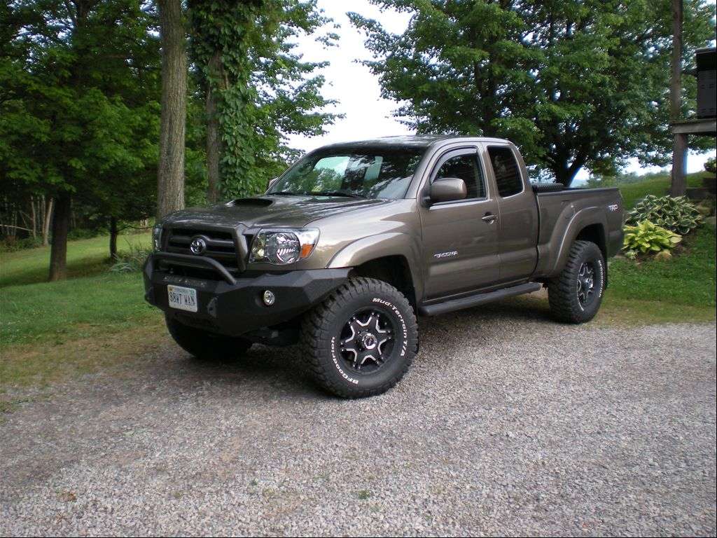Stealth Front Winch Bumper Pre-Runner Guard | Round Holes - Texture Black 2005-2011 Toyota Tacoma