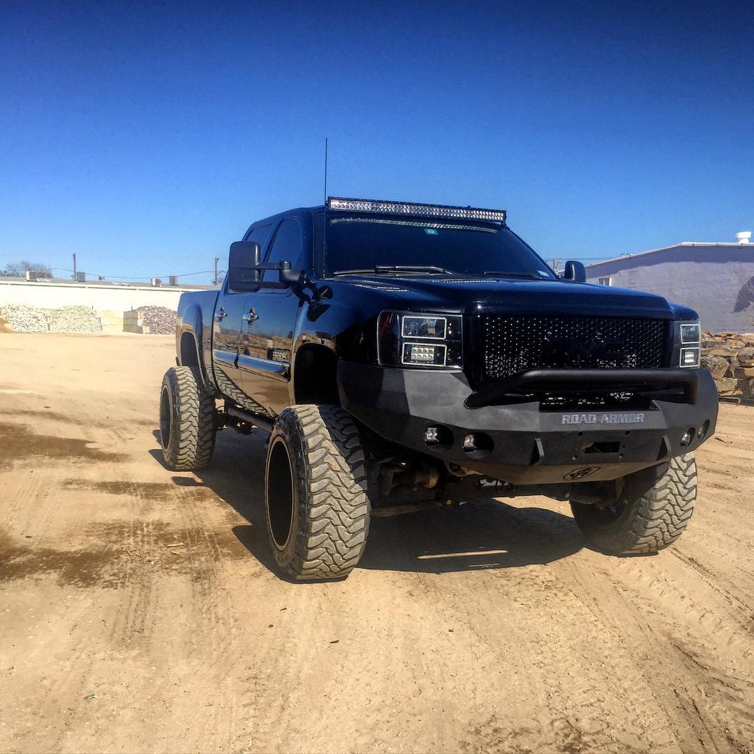 Stealth Front Winch Bumper Pre-Runner Guard | Round Holes - Texture Black 2008-2013 GMC 1500