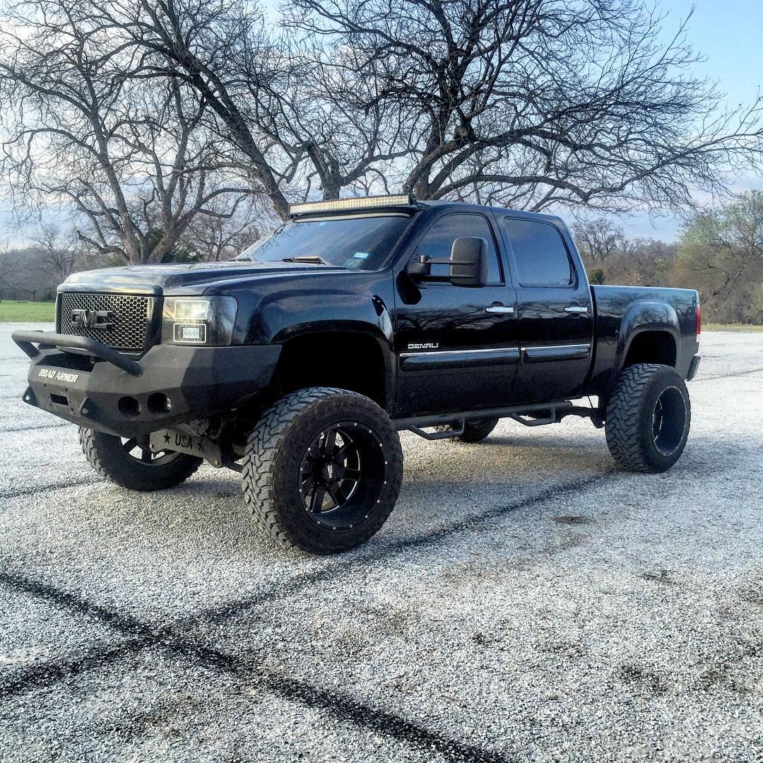 Stealth Front Winch Bumper Pre-Runner Guard | Round Holes - Texture Black 2008-2013 GMC 1500