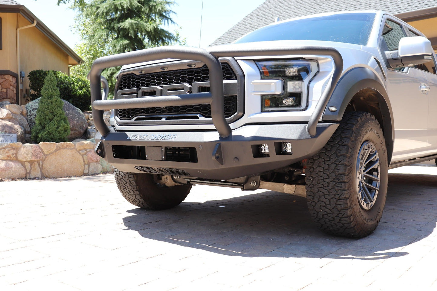 Stealth Front Non-Winch Bumper Lonestar Guard - Texture Black 2017-2020 Ford Raptor