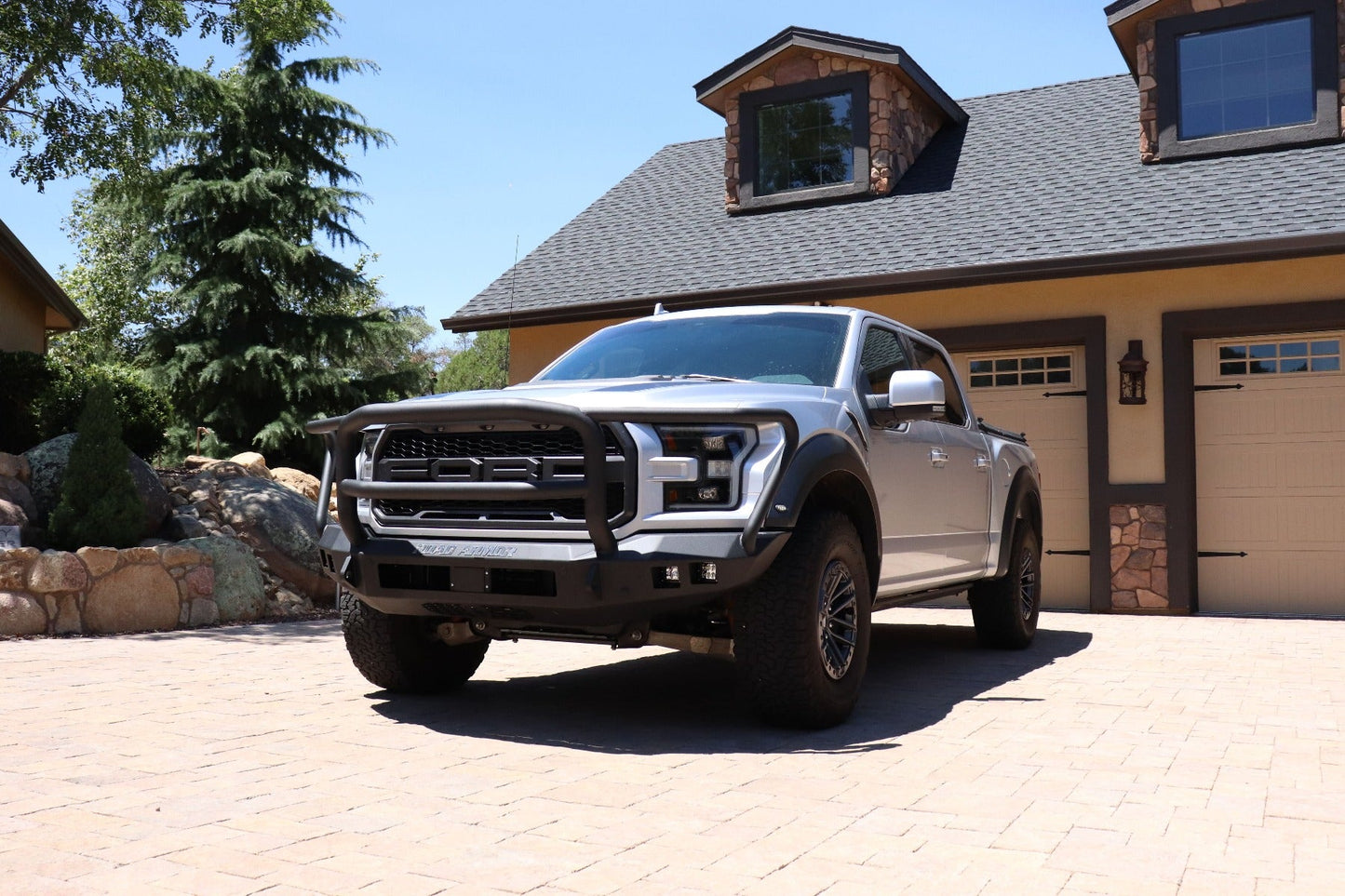 Stealth Front Non-Winch Bumper Lonestar Guard - Texture Black 2017-2020 Ford Raptor