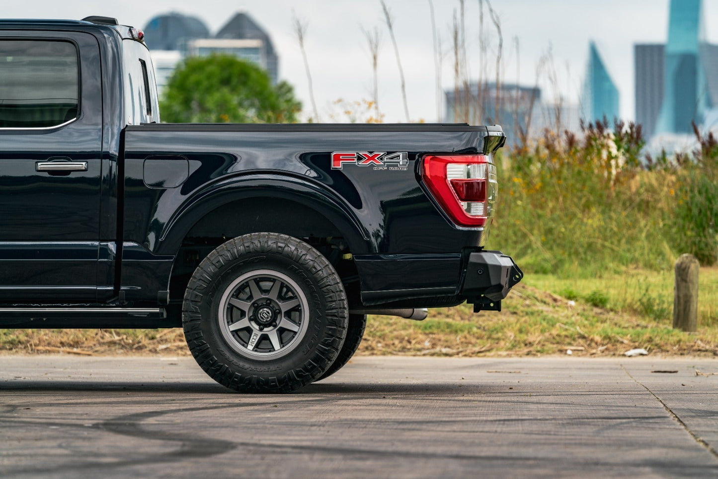 Stealth Rear Non-Winch Bumper - Texture Black 2021-2023 Ford F-150