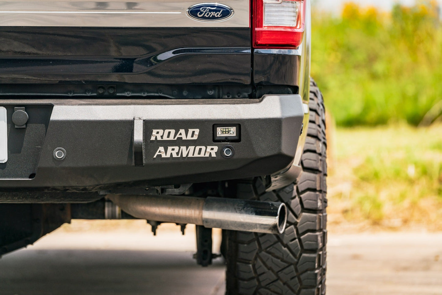 Stealth Rear Non-Winch Bumper - Texture Black 2021-2023 Ford F-150
