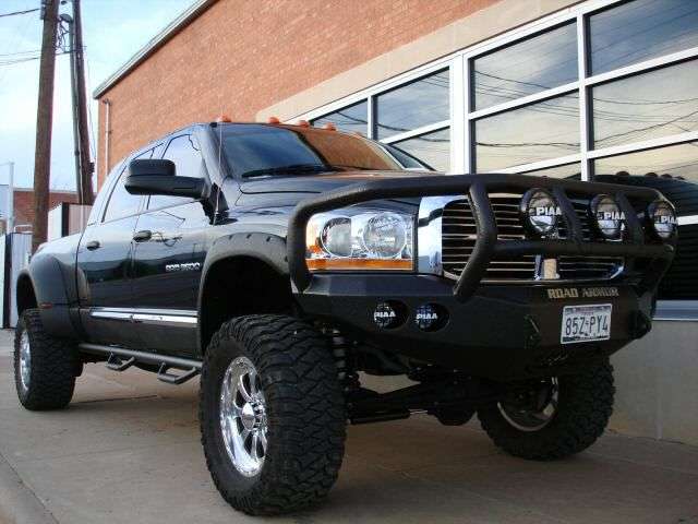 Stealth Front Winch Bumper Titan II Guard | Round Holes - Texture Black 2006-2009 RAM 2500 3500