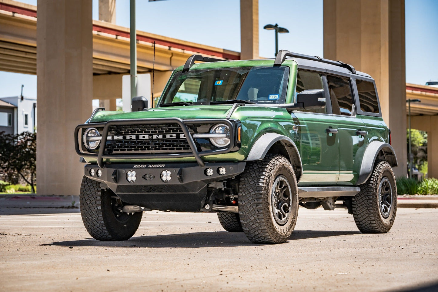 Stealth Front Mid Width Non-Winch Bumper Lonestar Guard - Texture Black 2021-2024 Ford Bronco