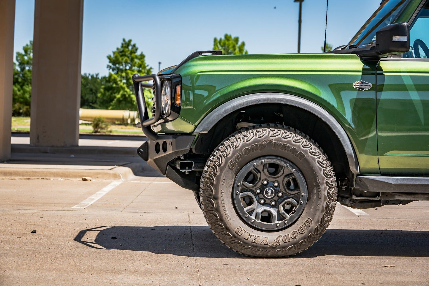 Stealth Front Mid Width Non-Winch Bumper Lonestar Guard - Texture Black 2021-2024 Ford Bronco