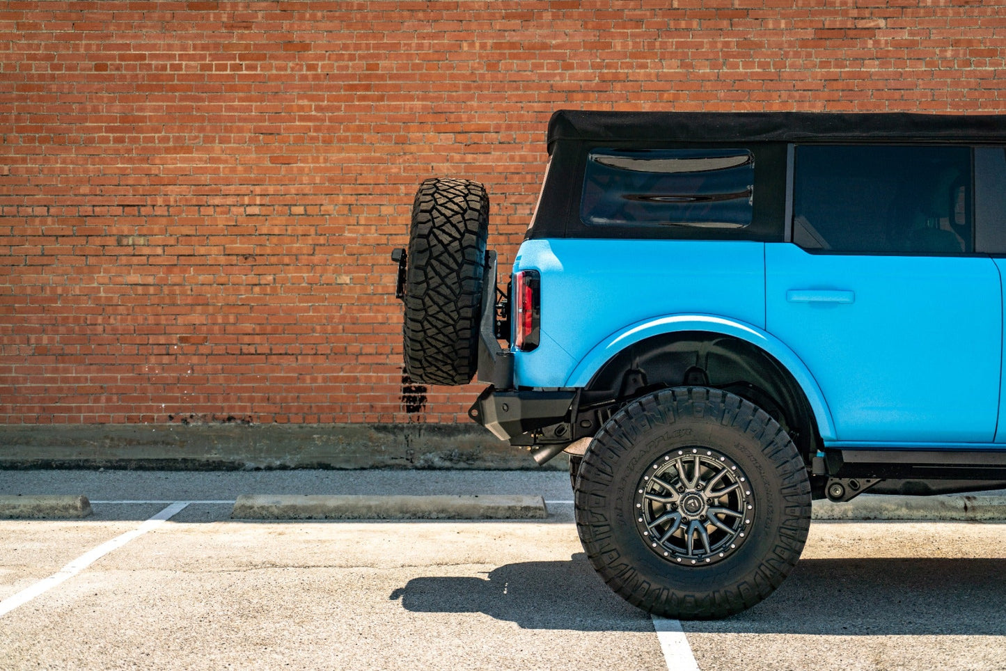 Stealth Rear Non-Winch Bumper | Tire Carrier - Texture Black 2021-2024 Ford Bronco