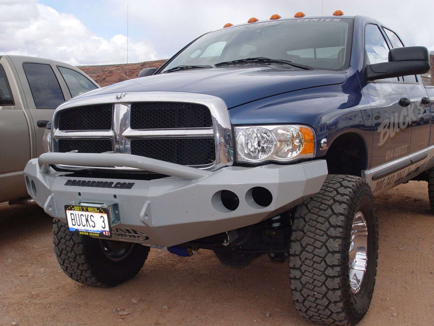 Stealth Front Winch Bumper Pre-Runner Guard | Round Holes - Texture Black 2002-2005 RAM 1500