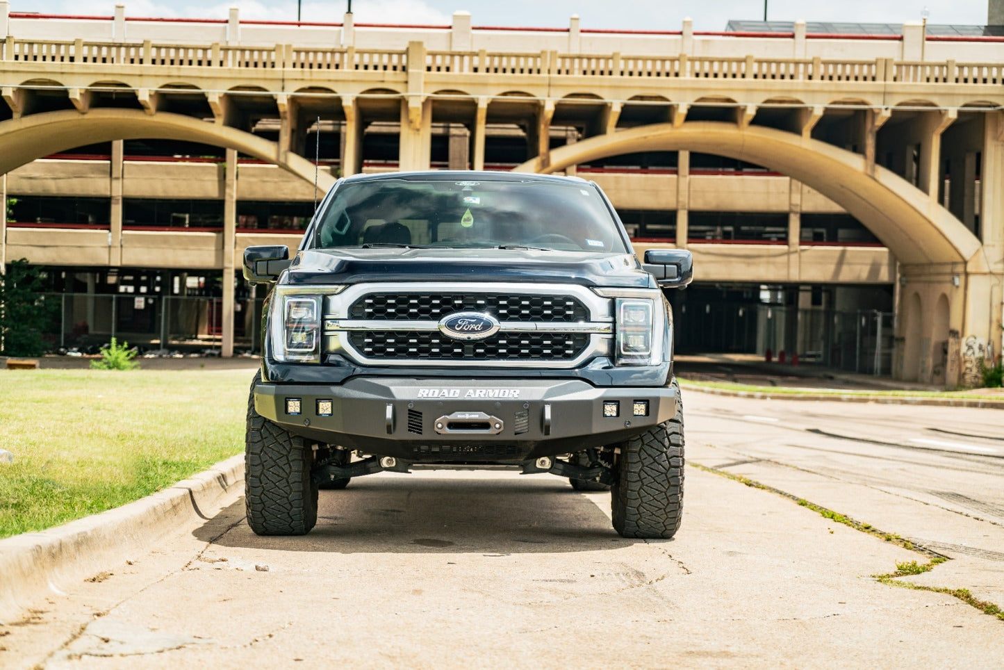 Stealth Front Winch Bumper - Texture Black 2021-2023 Ford F-150