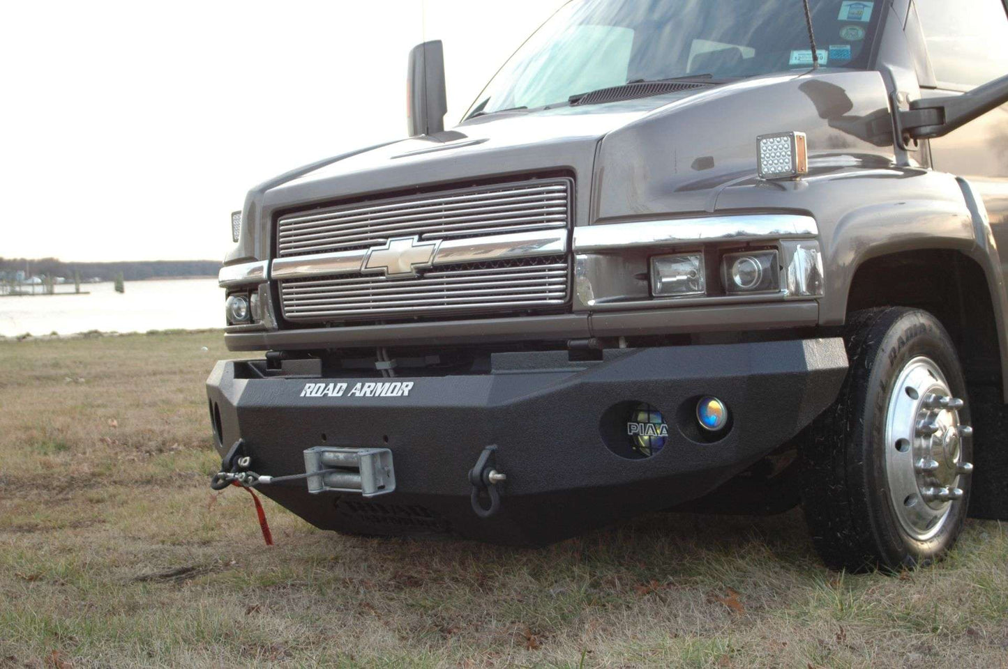 Stealth Front Winch Bumper | Round Holes - Texture Black 2003-2009 Chevrolet/GMC C4500 C5500