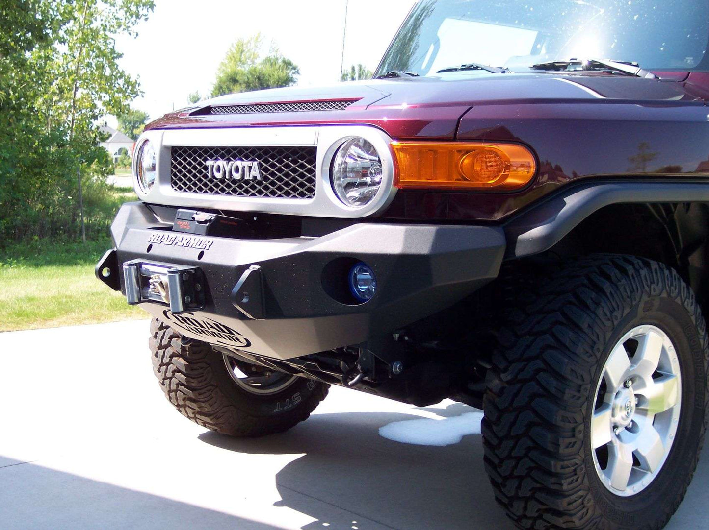 Stealth Front Winch Bumper | Round Holes - Texture Black 2006-2014 Toyota FJ Cruiser