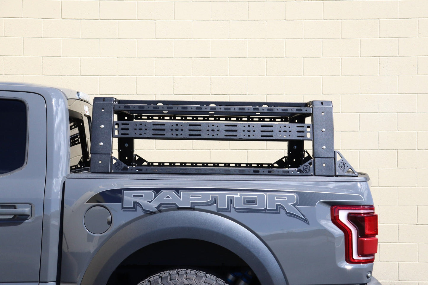 Treck 6Ft. Adjustable Bed Rack System | Includes Bracket Kit - Texture Black 2015-2023 Ford F-150 Raptor