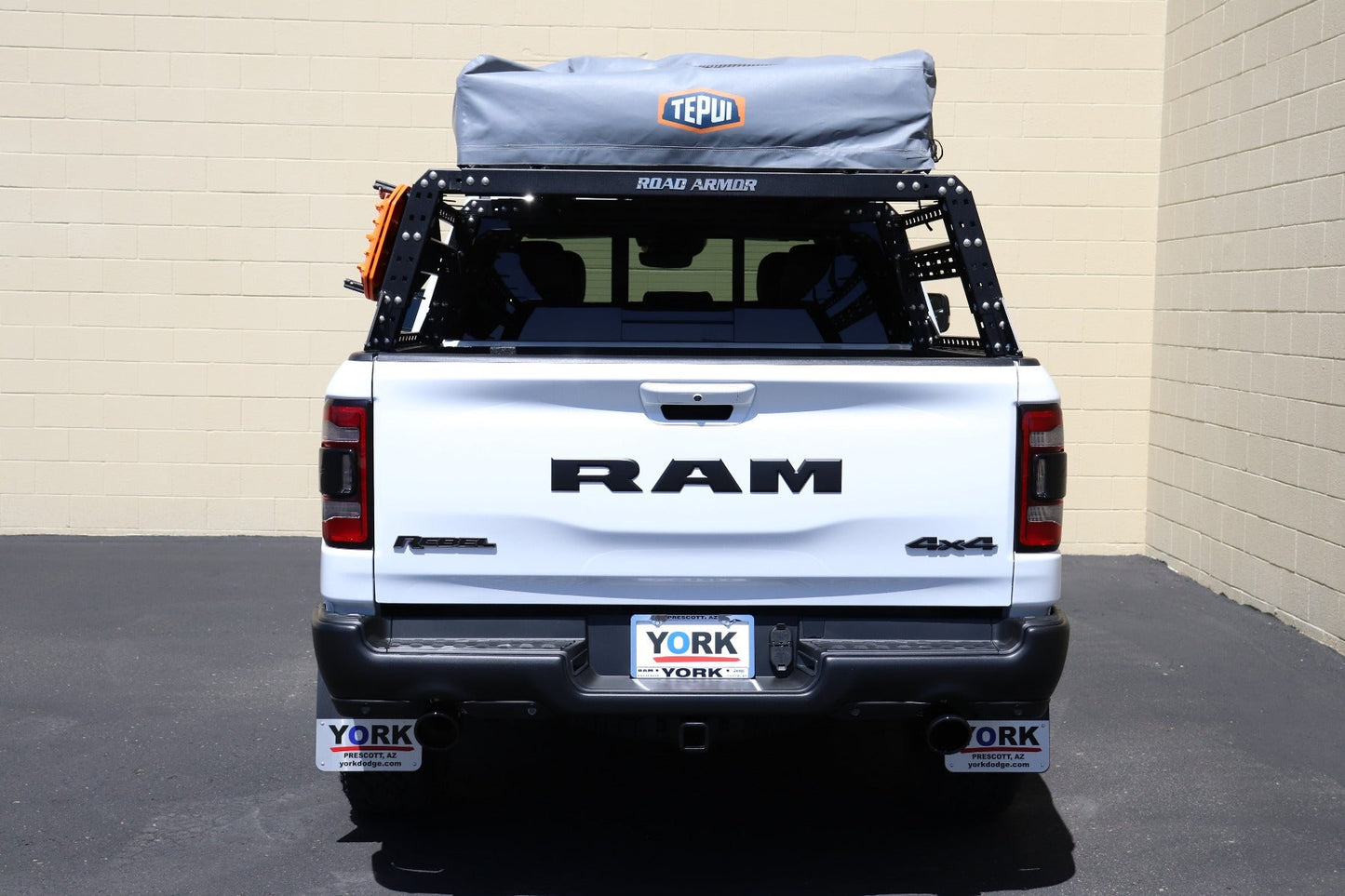 TRECK 5 1/2 to 6Ft. Full-Size Truck Beds - Adjustable Bed Rack System (505BRS-BRKTKIT Included) - Texture Black 2009-2014 FORD