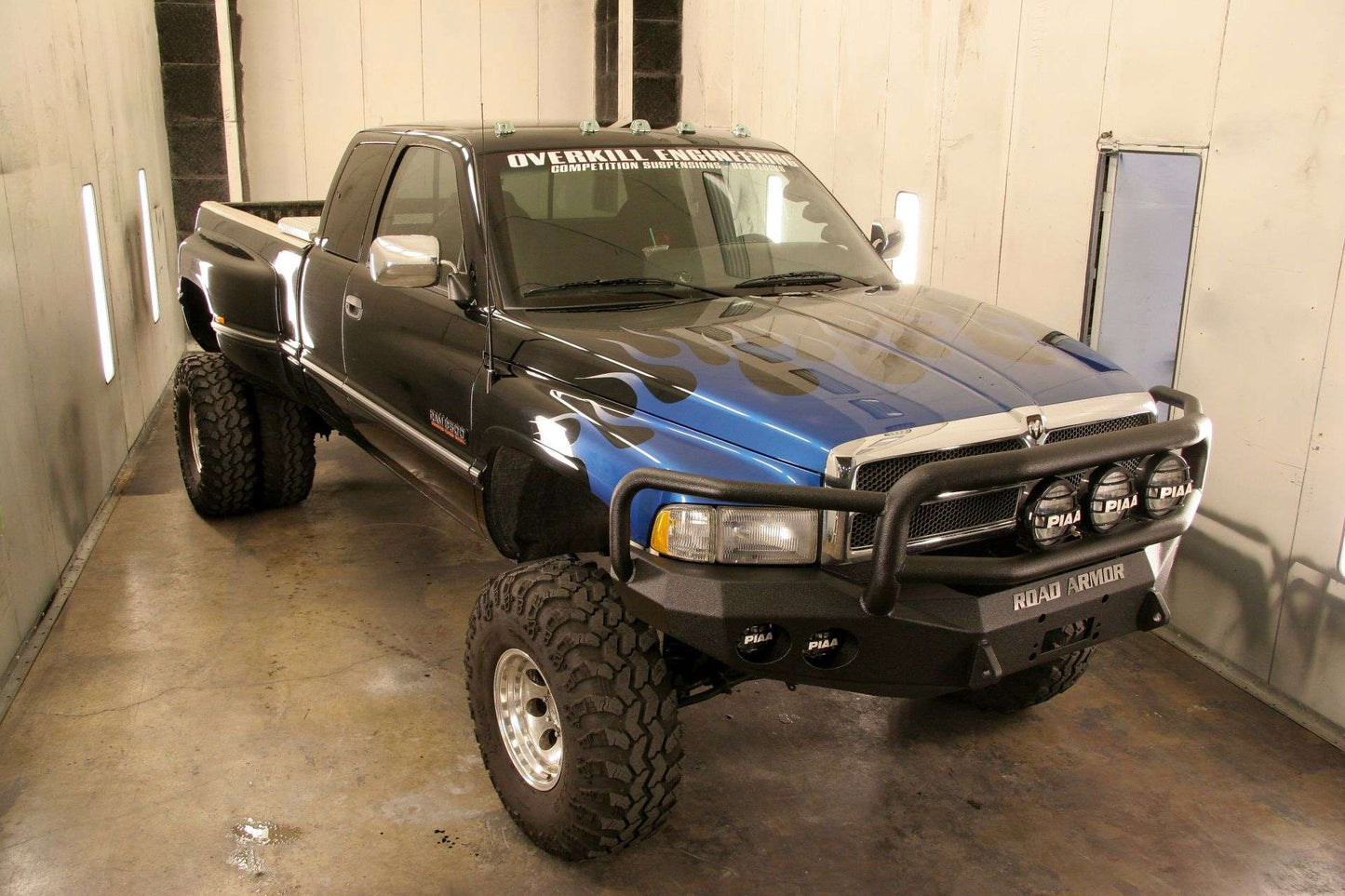 Stealth Front Winch Bumper Lonestar Guard | Round Holes - Texture Black 1997-2002 RAM 2500 3500