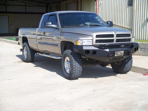Stealth Front Winch Bumper Pre-Runner Guard | Round Holes - Texture Black 1994-1996 RAM 1500 2500 3500