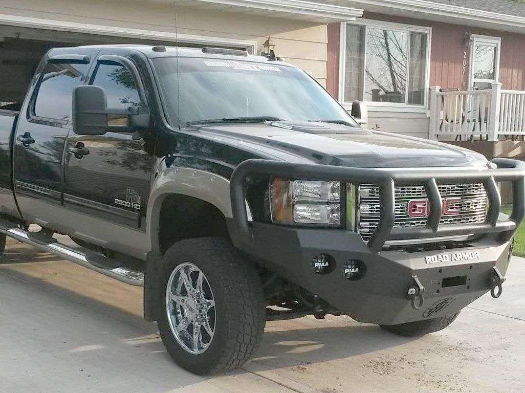 Stealth Front Non-Winch Bumper Titan II Guard | Round Holes - Texture Black 2011-2014 GMC 2500 3500