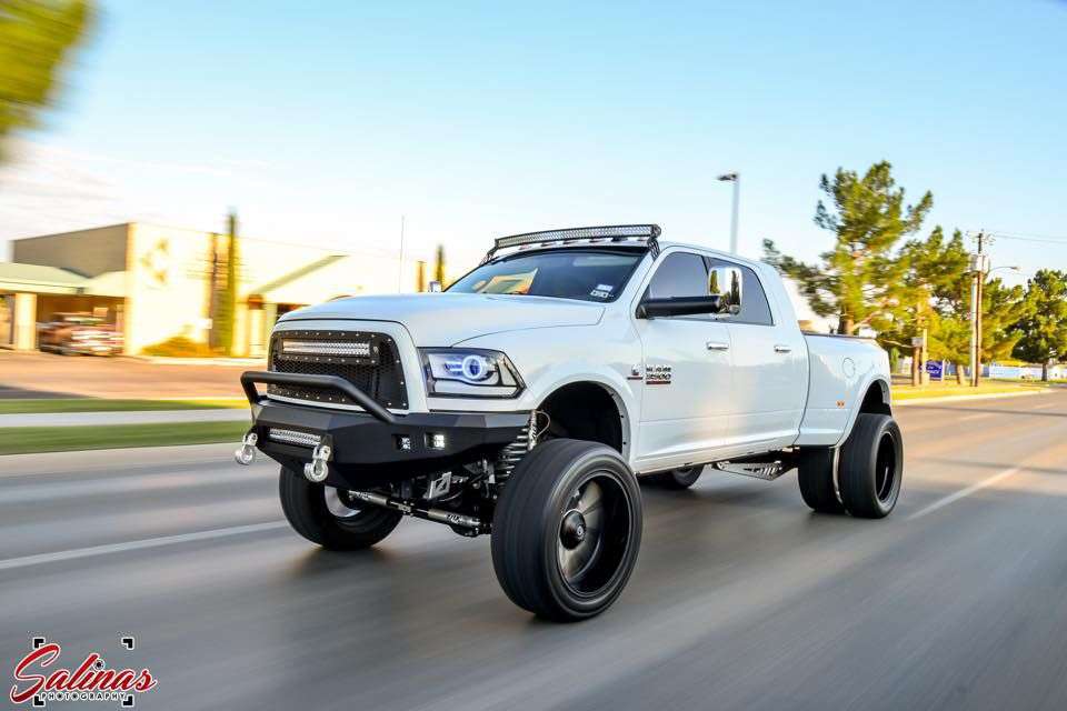 Stealth Front Non-Winch Bumper Pre-Runner Guard - Texture Black 2010-2018 RAM 2500 3500