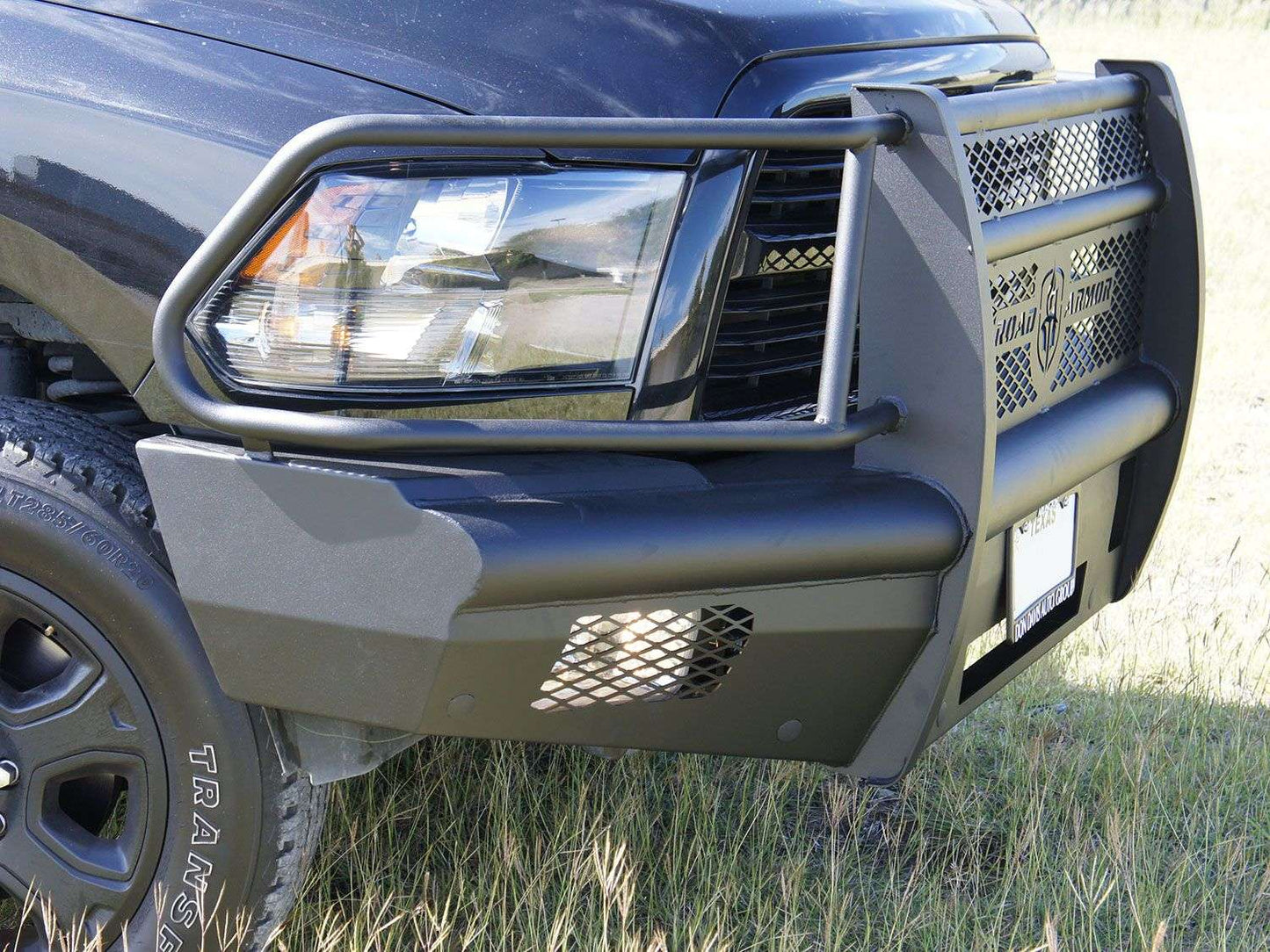 Vaquero Front Non-Winch Bumper Full Guard - Texture Black 2010-2018 RAM 2500 3500