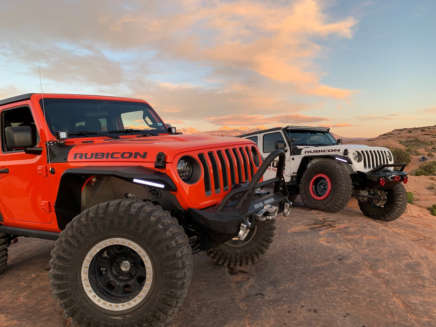 Stealth Front Mid Width Winch Bumper Stinger Guard - Texture Black 2018-2025 Jeep JL JLU JT