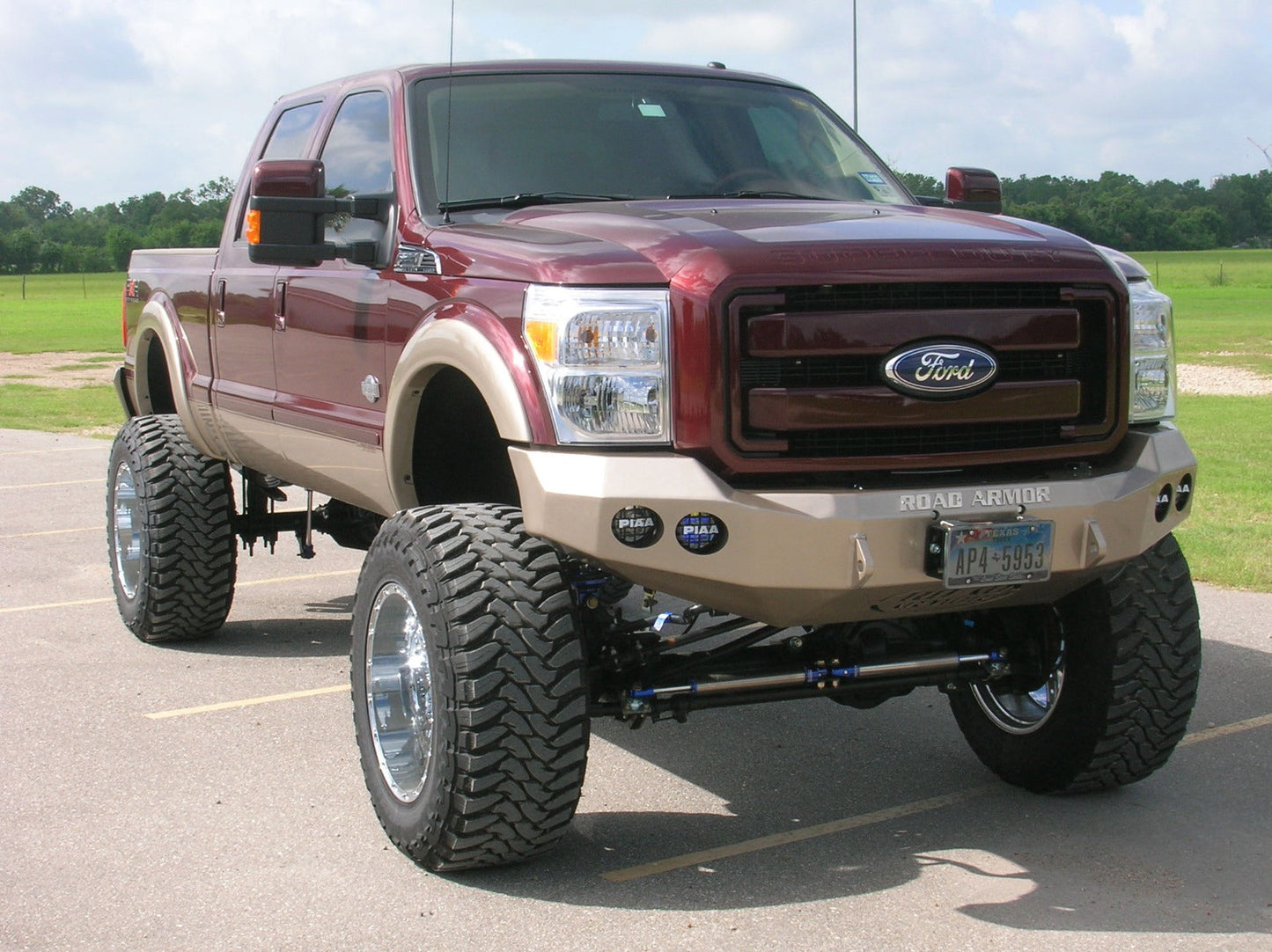 Stealth Front Winch Bumper | Round Holes - Texture Black 2011-2016 Ford F-250 F-350