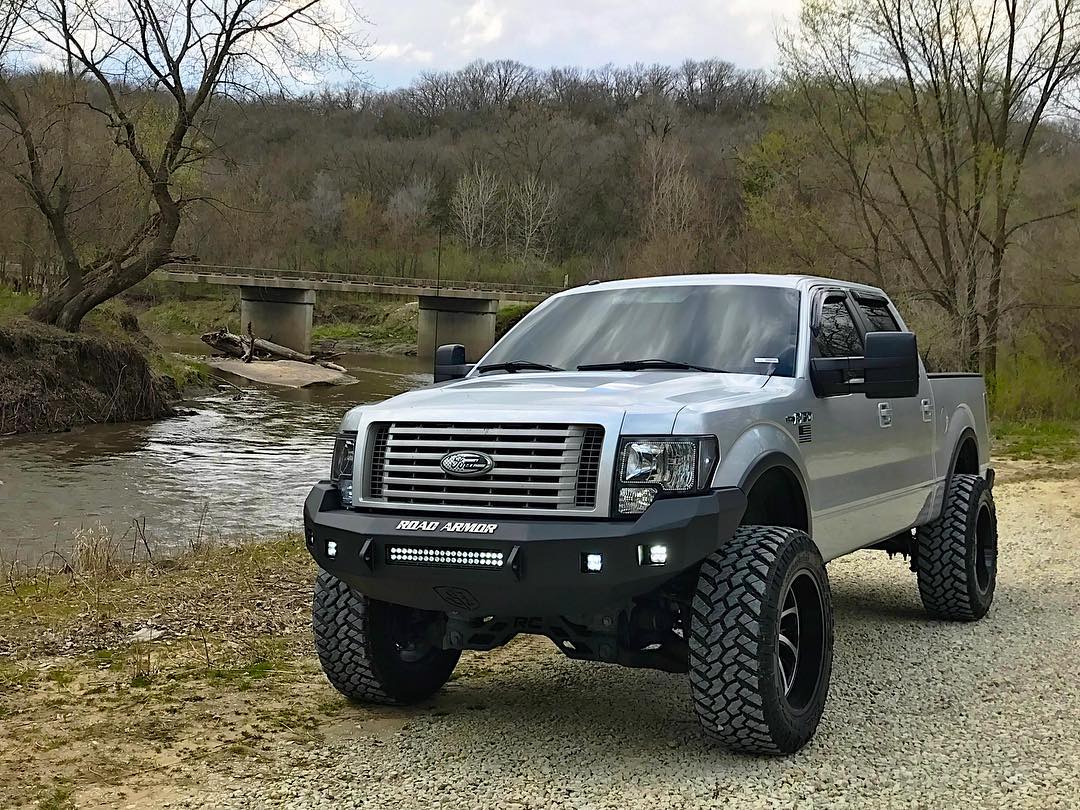 Stealth Front Non-Winch Bumper - Texture Black 2009-2014 Ford F-150