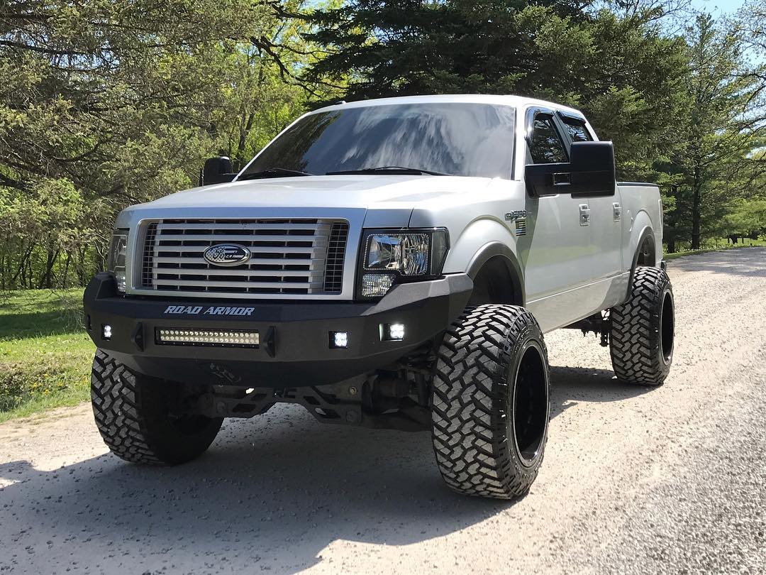 Stealth Front Non-Winch Bumper - Texture Black 2009-2014 Ford F-150