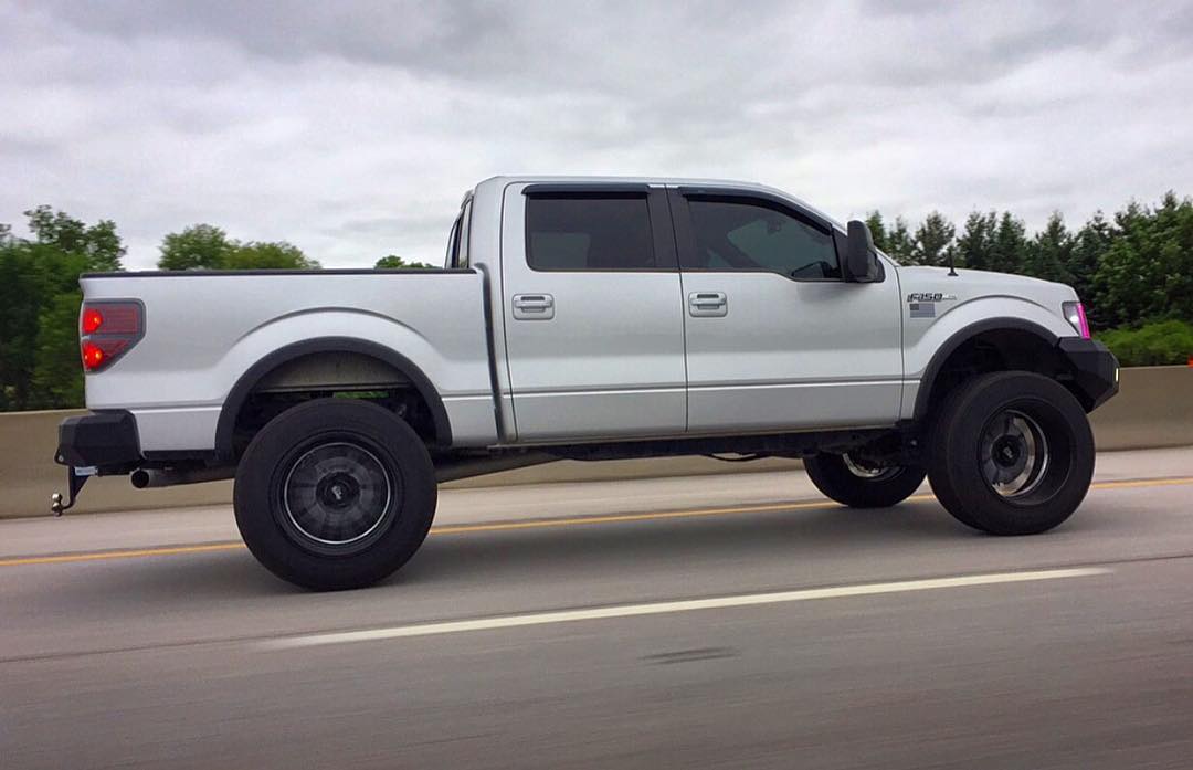 Stealth Front Non-Winch Bumper - Texture Black 2009-2014 Ford F-150
