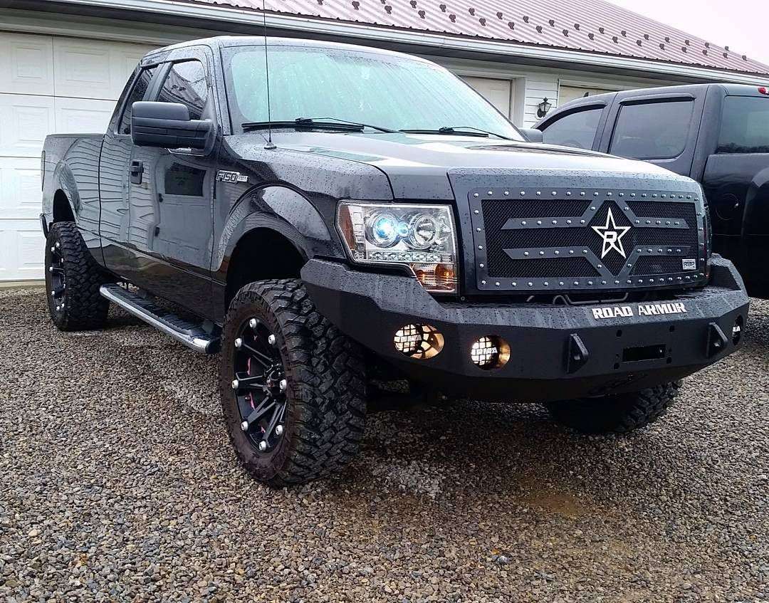 Stealth Front Winch Bumper | Round Holes - Texture Black 2009-2014 Ford F-150