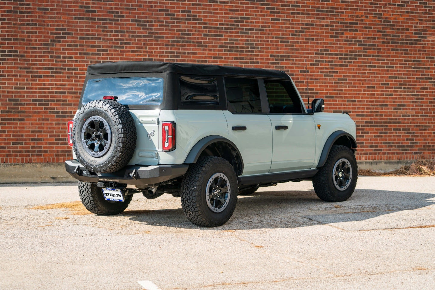 Stealth Rear Non-Winch Bumper - Texture Black 2021-2023 Ford Bronco