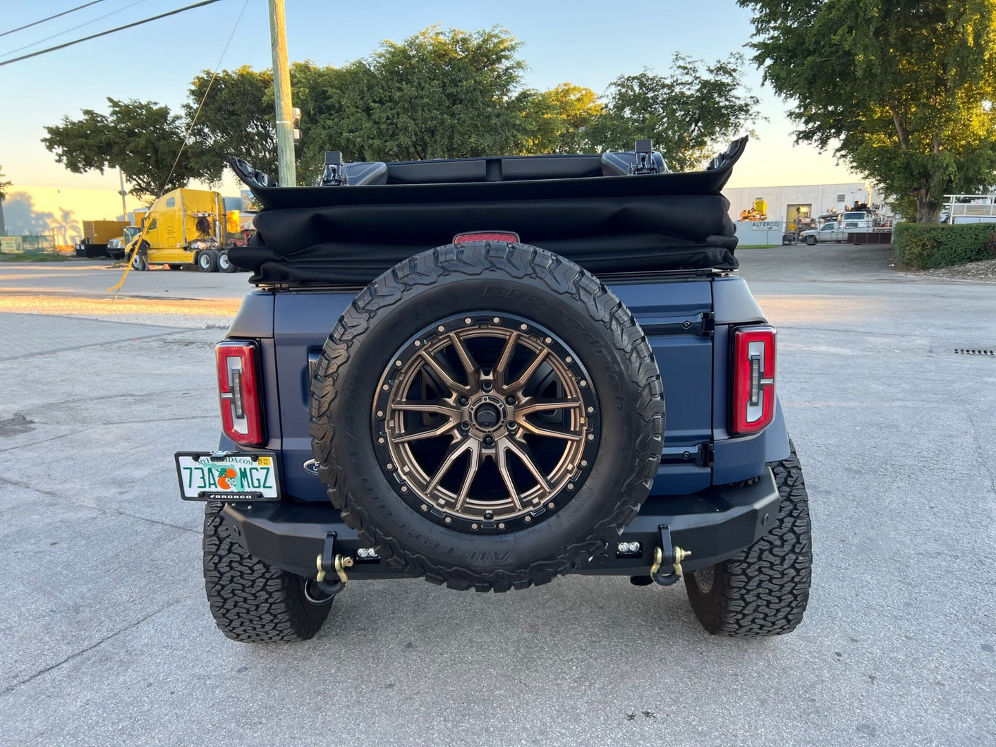 Stealth Rear Non-Winch Bumper - Texture Black 2021-2023 Ford Bronco
