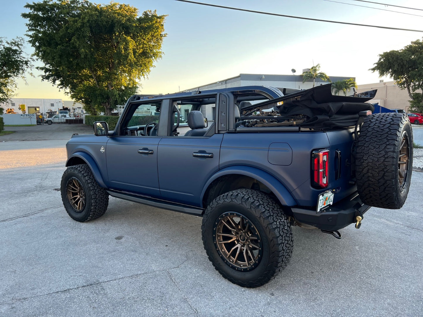 Stealth Rear Non-Winch Bumper - Texture Black 2021-2023 Ford Bronco