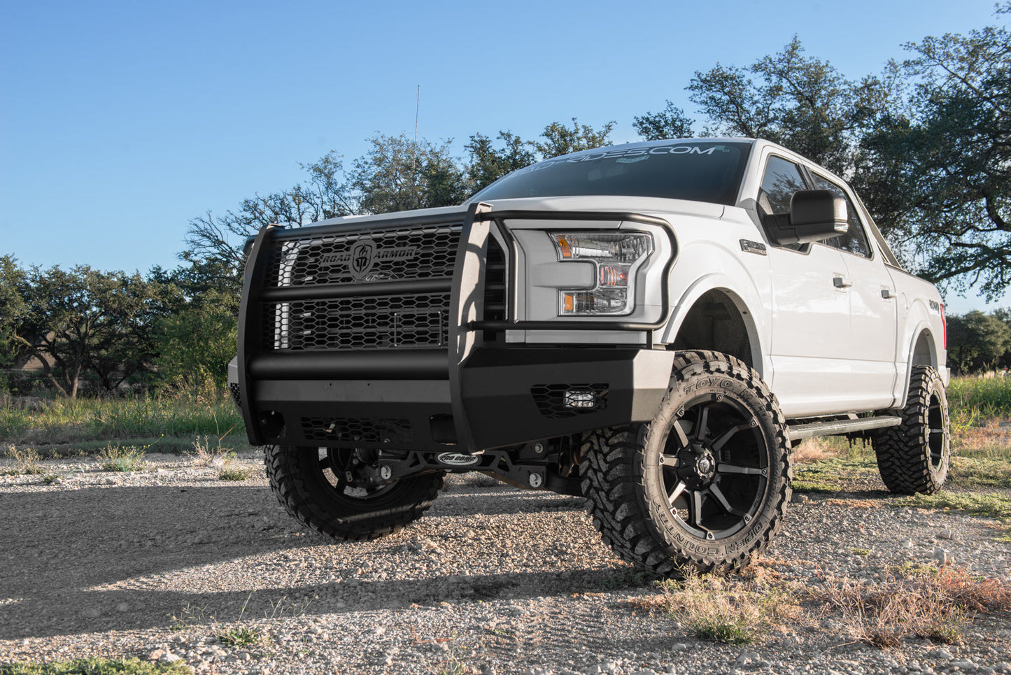 Vaquero Front Non-Winch Bumper Full Guard - Texture Black 2015-2017 Ford F-150