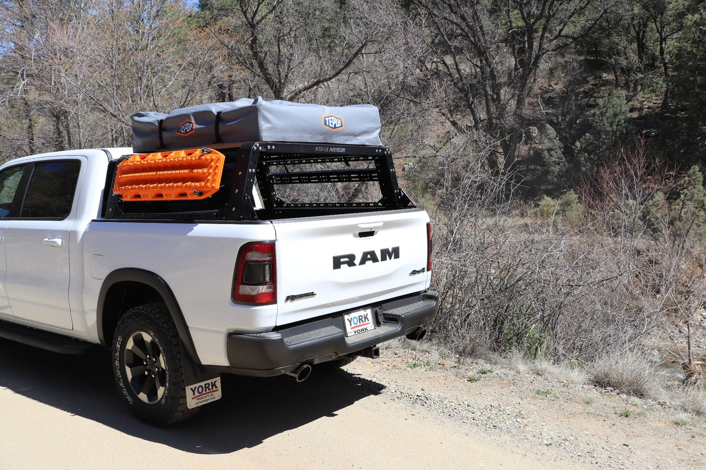 TRECK 5 1/2 to 6Ft. Full-Size Truck Beds - Adjustable Bed Rack System (505BRS-BRKTKIT Included) - Texture Black 2009-2014 FORD