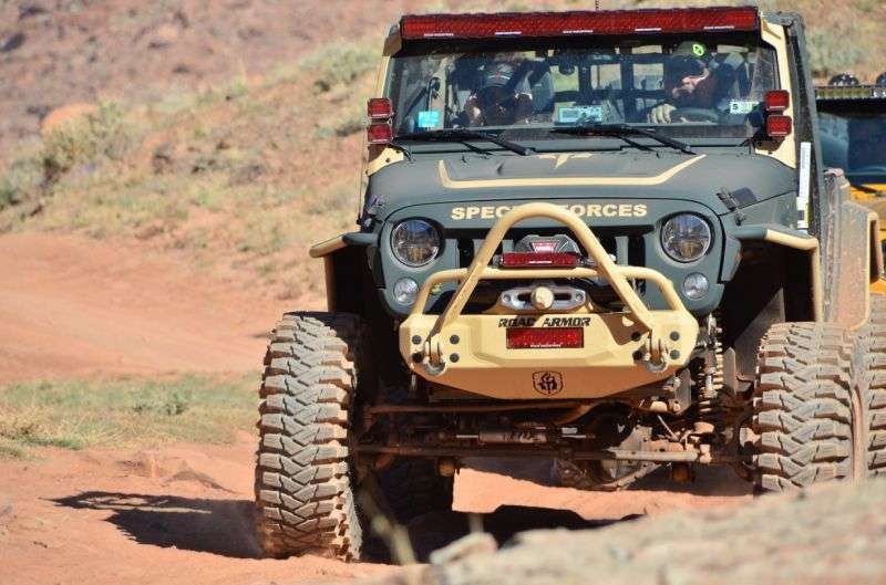 Stealth Front Stubby Winch Bumper Pre-Runner Guard - Texture Black 2007-2018 Jeep JK JKU
